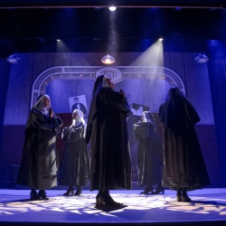 RMRT_Nunsense_MG80005